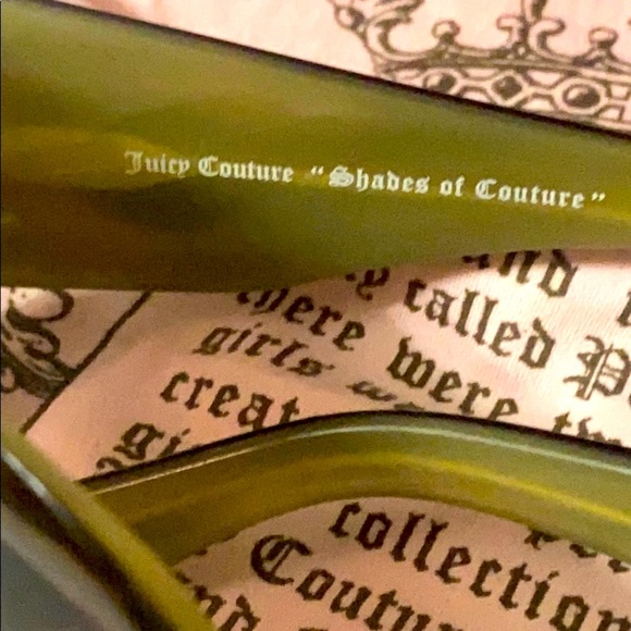 Juicy couture Italy Sunglasses in case w cloth+17”?necklace main image 9